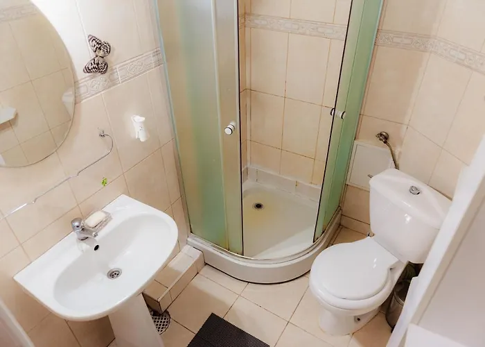 Parliament 1br W Self Check In *