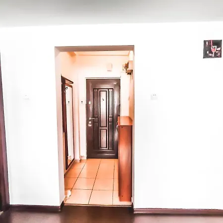 Parliament 1br W Self Check In *