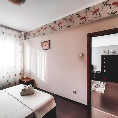 Parliament 1br W Self Check In *