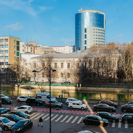 Parliament 1br W Self Check In * Bucarest